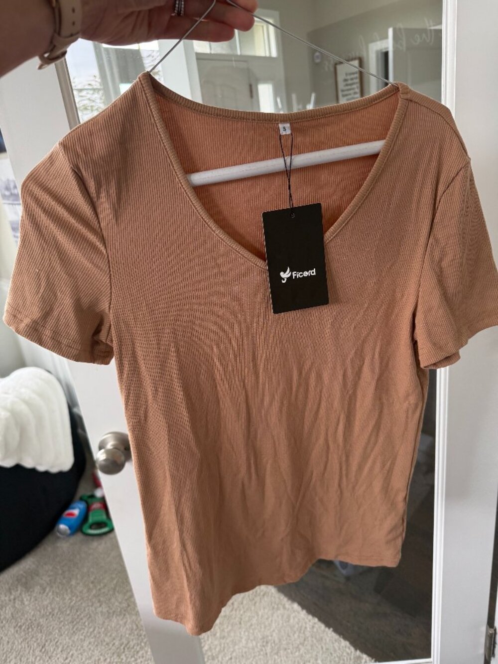 NWT Ribbed V-Neck Small Tan Top